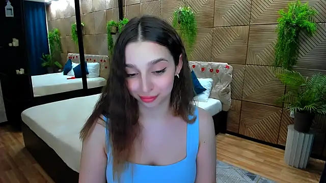 FlirtySpark online show from June 3, 2026, 2:33 pm