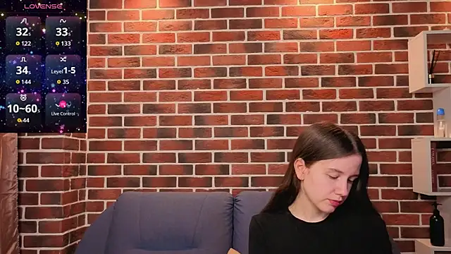 MyrtaMcclaney online show from July 25, 2026, 7:09 pm