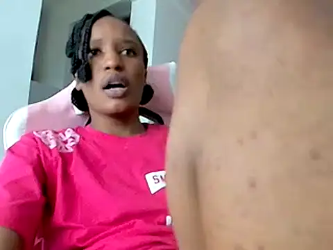 kiki sexxy online show from July 18, 2026, 12:25 pm