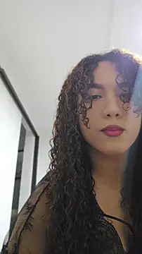 lilith isabella25 online show from July 28, 2026, 12:29 am