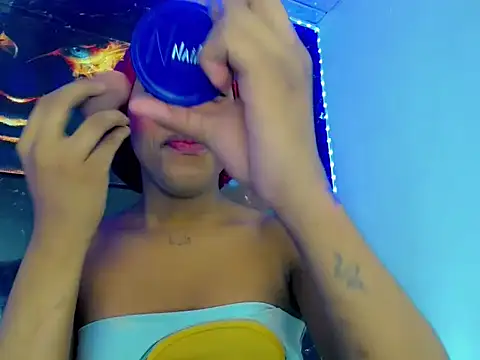 SaramyBigcock online show from June 20, 2026, 5:23 am
