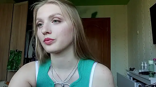 Snapshot of NorineGressett chatting on June 1, 2026, 3:22 pm NorineGressett online show from June 1, 2026, 3:22 pm