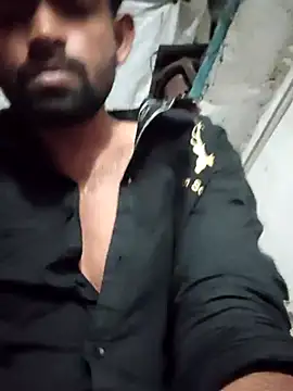 cute boyy01 online show from July 26, 2026, 6:15 pm