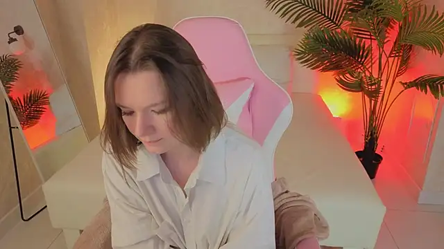 kira hatti online show from June 2, 2026, 10:04 am