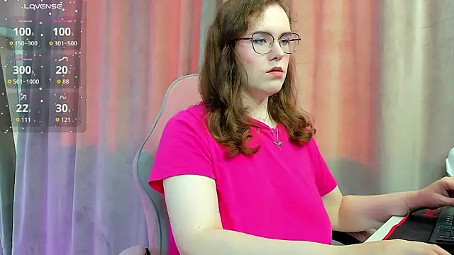 Snapshot of KristinaMay chatting on July 21, 2026, 2:03 am KristinaMay online show from July 21, 2026, 2:03 am