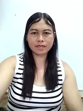 -Hatybi- online show from May 31, 2026, 9:59 am