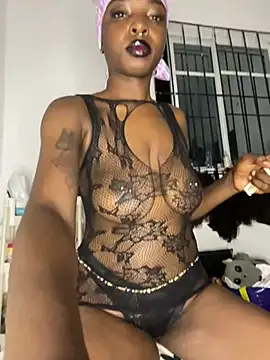 Honeybeespecial online show from July 25, 2026, 12:07 am