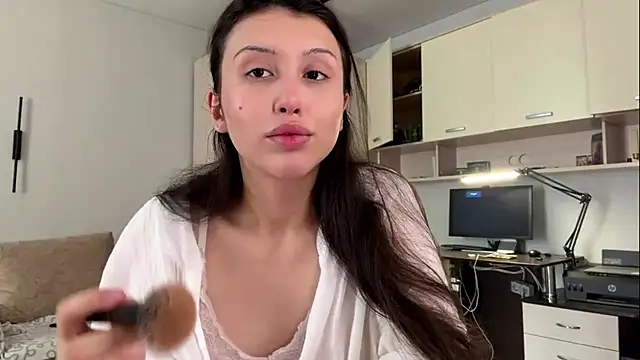 Alicekitty67 online show from July 16, 2026, 7:16 am