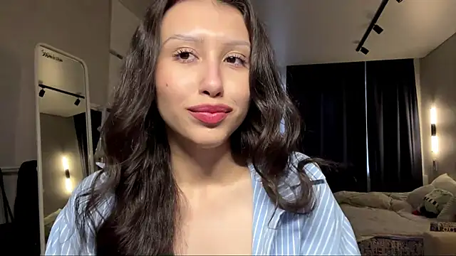 Alicekitty67 online show from June 2, 2026, 2:06 pm