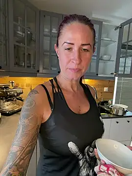GermanMilfJasmin online show from July 8, 2026, 7:20 am