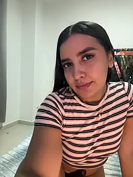 HaileyBieber  online show from June 7, 2026, 2:39 am