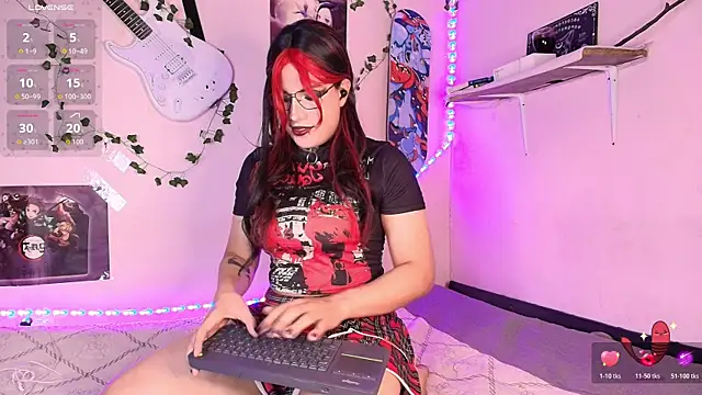 Lucy-morninghstar online show from July 2, 2026, 1:06 pm