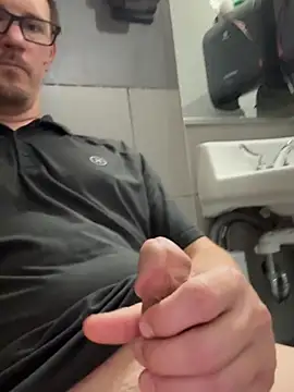 Hardpaul85 online show from July 21, 2026, 3:13 pm