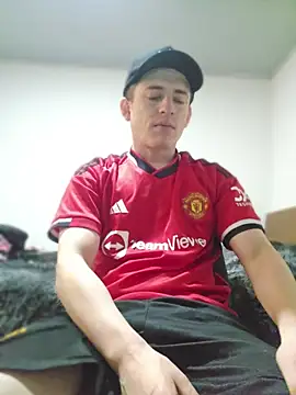 mateooo776 online show from July 10, 2026, 5:13 pm