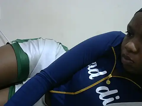 Gloriemelody online show from July 13, 2026, 4:23 am