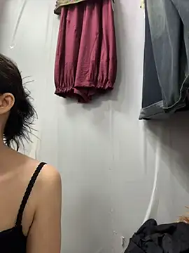 honghong mother online show from July 15, 2026, 12:28 am