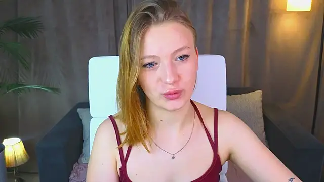 BeatriceLoven online show from July 21, 2026, 7:31 am
