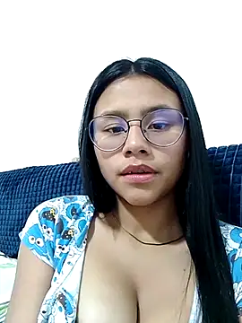 Sofielovee-01 online show from June 20, 2026, 1:32 am