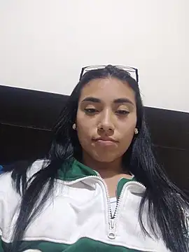 Amber-gold online show from June 10, 2026, 3:08 am