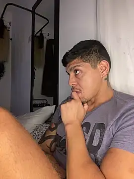 Snapshot of Tatuadomoreno23cm chatting on June 16, 2026, 11:05 pm Tatuadomoreno23cm online show from June 16, 2026, 11:05 pm