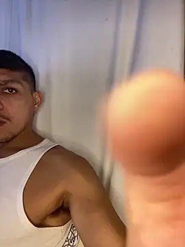 Snapshot of Tatuadomoreno23cm chatting on June 6, 2026, 12:43 pm Tatuadomoreno23cm online show from June 6, 2026, 12:43 pm