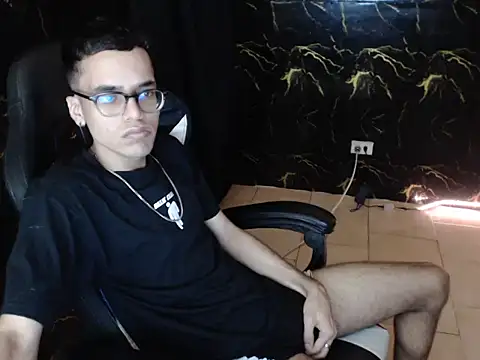 draven sex online show from July 3, 2026, 10:49 pm
