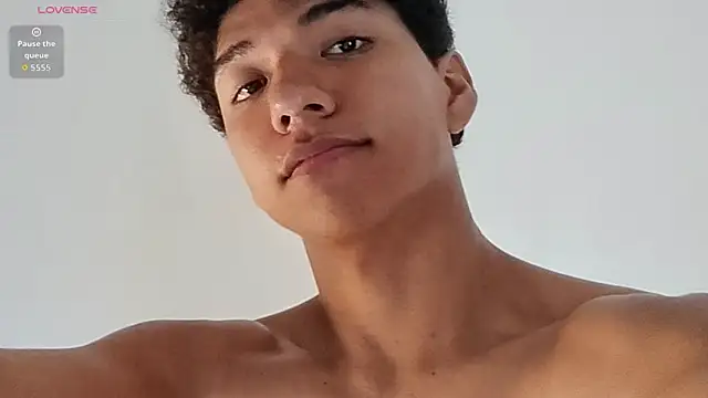 Maximiliano Young online show from July 10, 2026, 11:54 am