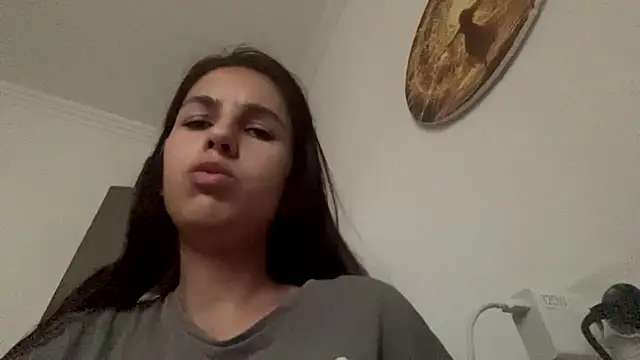 SindyKay online show from June 18, 2026, 5:06 am