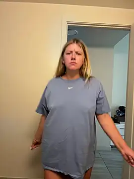 allyanalangell online show from July 18, 2026, 5:32 pm