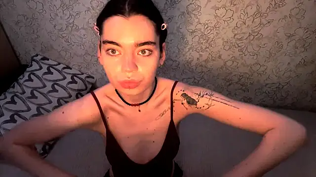 LaceyBatter online show from July 25, 2026, 9:10 pm