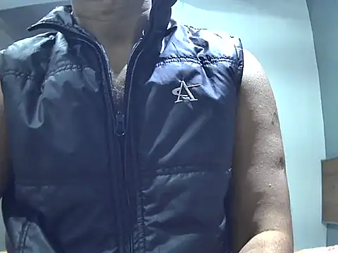 indiboy009 online show from November 29, 2025, 3:56 pm