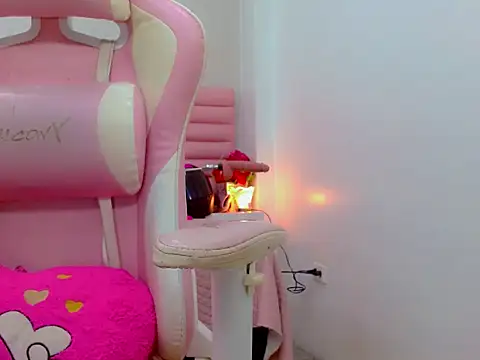 katiuska lovely online show from June 15, 2026, 4:56 am