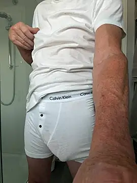 Snapshot of Erexsean66 chatting on June 22, 2026, 4:04 pm Erexsean66 online show from June 22, 2026, 4:04 pm