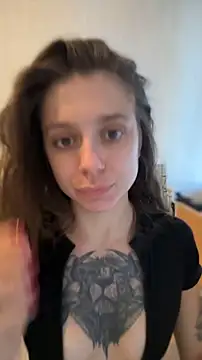 Eileenmurrr online show from July 24, 2026, 5:25 am
