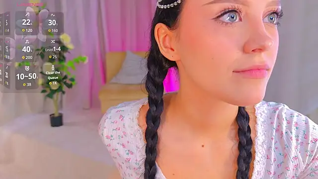 Cassadyy online show from July 27, 2026, 6:04 pm