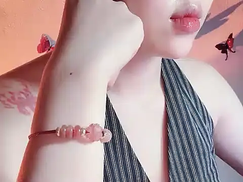 Lucy6868 online show from June 18, 2026, 1:38 pm
