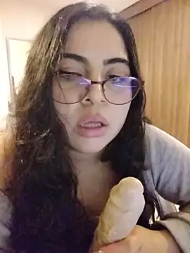 Roxxy Sade online show from July 2, 2026, 3:23 am