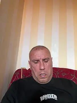 sashaalexandru online show from June 1, 2026, 3:33 pm