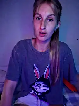 carolinaXlove online show from July 16, 2026, 7:44 pm
