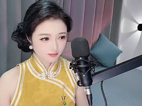 Momo-Wow online show from June 11, 2026, 6:32 am