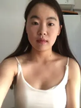 YiYi5520 online show from June 2, 2026, 5:51 am