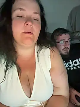 CurvyScarlett69 online show from June 28, 2026, 10:27 pm