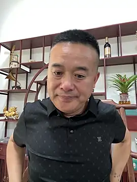 woailllll online show from June 6, 2026, 3:12 am