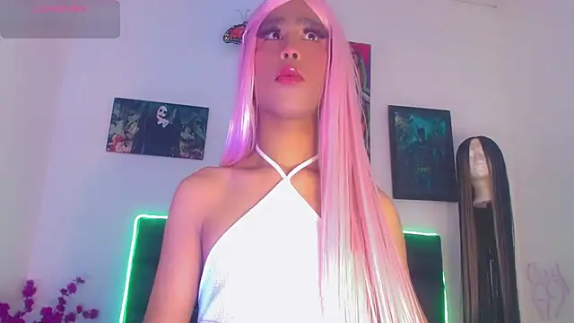 Honey Balenciaga online show from July 28, 2026, 7:39 pm