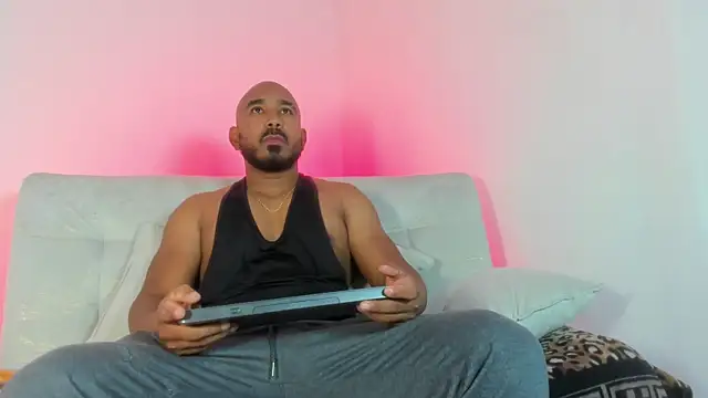 LeoCarter  online show from July 23, 2026, 12:57 pm