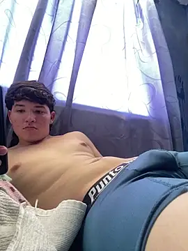 cacvz07 online show from June 12, 2026, 3:32 pm
