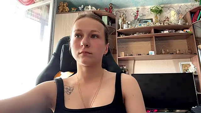 Snapshot of TaIliedGuest chatting on July 22, 2026, 5:42 am TaIliedGuest online show from July 22, 2026, 5:42 am
