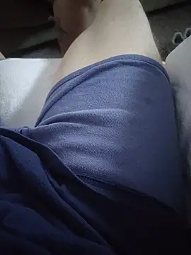 Snapshot of cum4ever1234 chatting on August 4, 2026, 7:13 am cum4ever1234 online show from August 4, 2026, 7:13 am