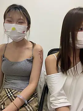 Snapshot of QIQI-QIQI-01 chatting on July 1, 2026, 12:16 pm QIQI-QIQI-01 online show from July 1, 2026, 12:16 pm