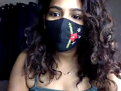 Nisha-moon online show from July 6, 2026, 7:26 am